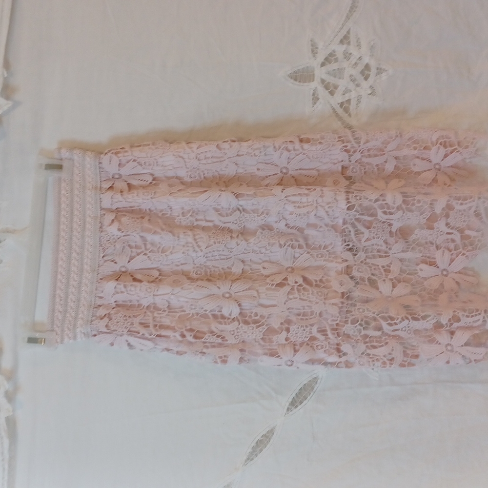 Lace flower skirt